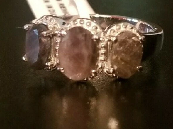 3.70 ctw Natural Silver Sapphire Oval 3-Stone Ring 316 L Stainless Steel Size 8 Foto 2 de 4