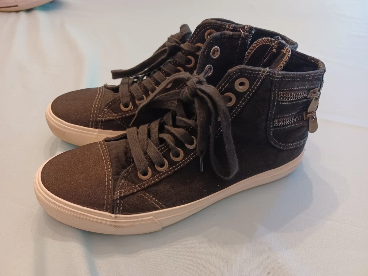 Blowfish black hotsell canvas shoes