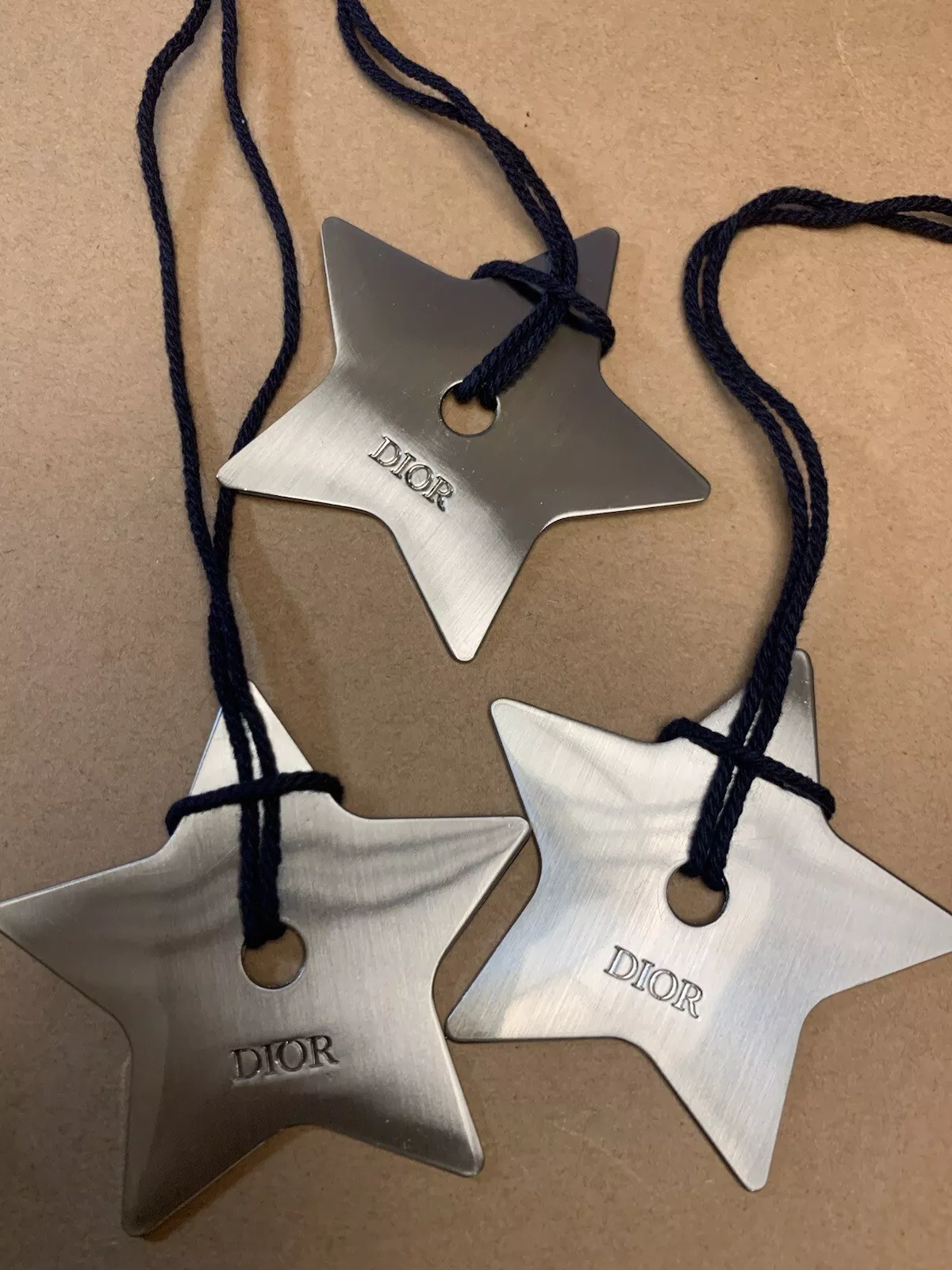 (1) Pendentif étoile métal argent Dior porte clés porte clés charme 100 % authentique