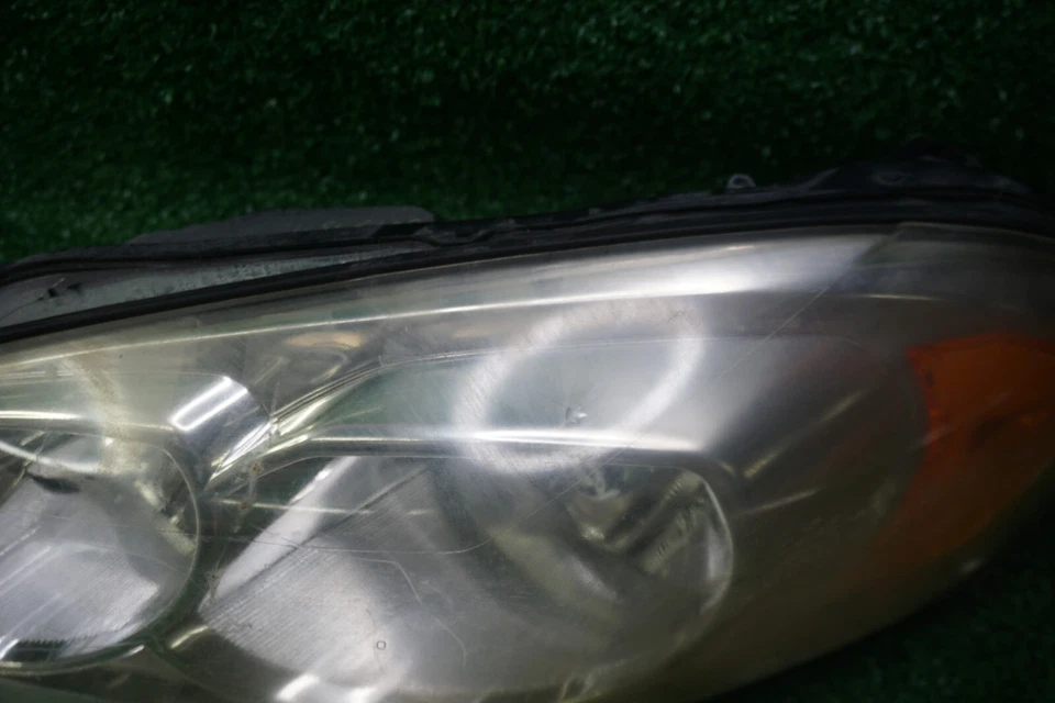 Faro delantero izquierdo Chevrolet Impala 2006 2007 2008 09 10 11 12 13 OEM 25958359 Foto 2 de 4