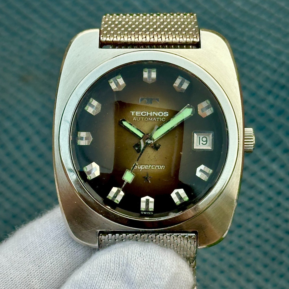 TECHNOS テクノス Supercron 1163 Vintage Technos Supercron Automatic Swiss Made Men's Watch