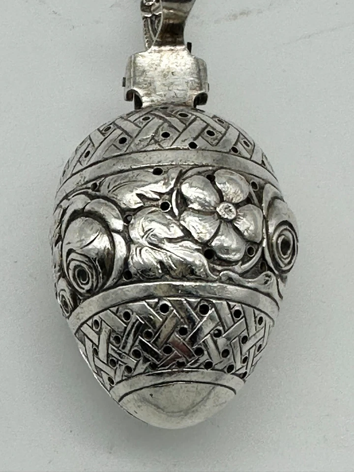 Tea Ball Infuser Spoon. German 800 Silver. Repousse Floral, Pierced Handle. 6" - Image 2 of 4