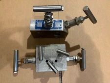 ANDERSON GREENWOOD MANIFOLDS LOT OF 2  MC2HIS-4 and M6AVHS-4