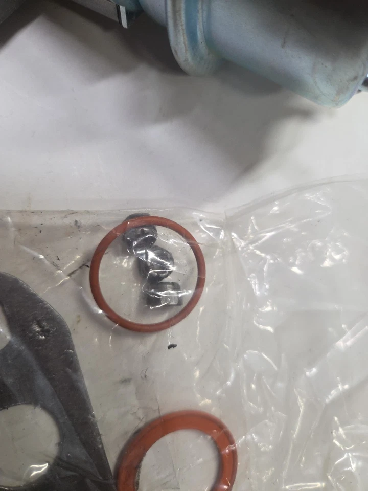 Thunderbird 85 86 Motorcraft Ford EGR 1985 1986 válvula E5SZ-9H473-A CX-1097-NOS Foto 3 de 4