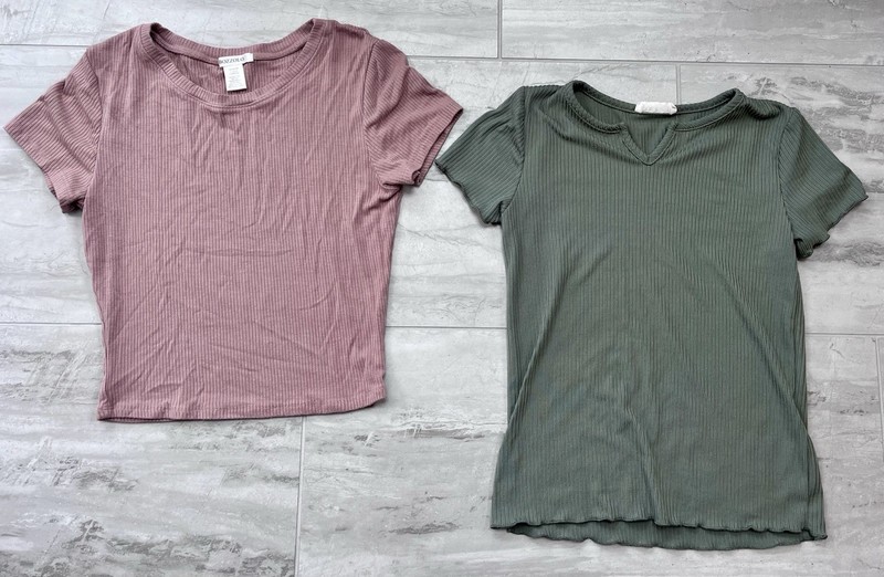 Girls L 10-12 Lot Of 2 Short Sleeve Tops Stretch Bozzolo And Pinc Girls