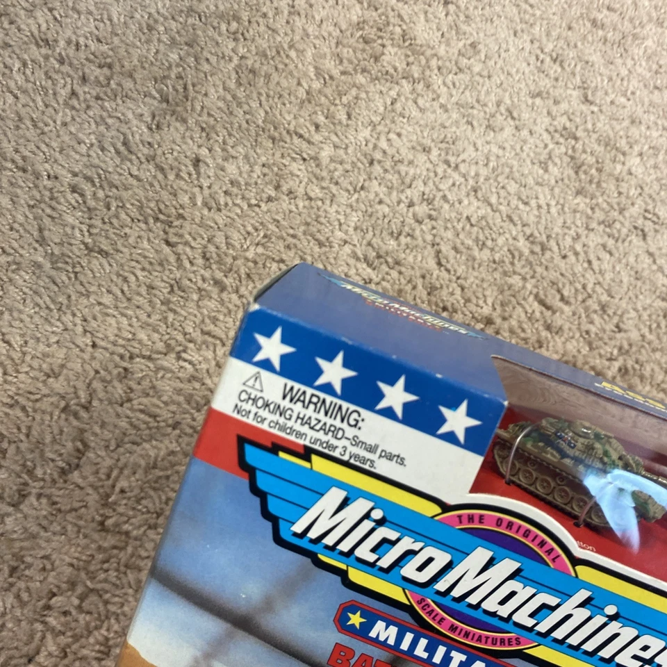 Micro Machines Military Battle Zones Assault Copter Playset Galoob 1996-Open Box - Image 2 of 4
