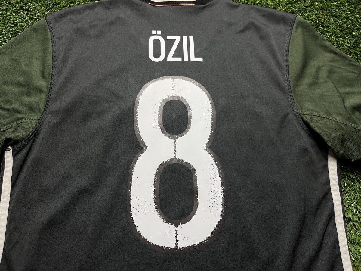 2016 Germany Ozil Jersey Shirt Kit Adidas Small S 8 Grey Away
