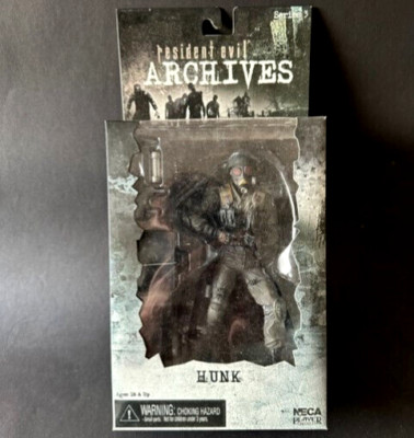 Resident Evil Archives Series 3 HUNK PVC Figure 18Cm Neca
