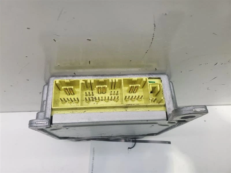 2006-2007, Nissan Frontier, ECM Front Only Below Seat And Console, PN:12233979 Foto 2 de 4