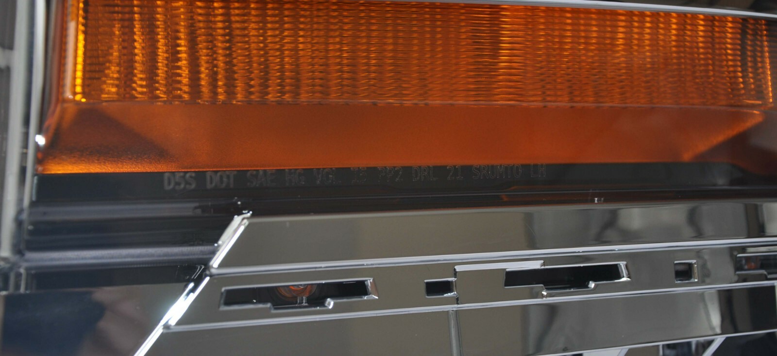 GM TRUCKS & VANS SILVERADO/PU 1500  19 OLD STYLE  FOG LAMP BEZEL LEFT Chrome Oem 22944880 P 2014 2015