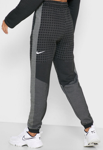NWT Nike Women's NSW Tech Fleece Soft 