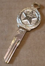 Vintage Texaco Style G Blank Uncut Gold Key Texaco Service Station Crest NOS