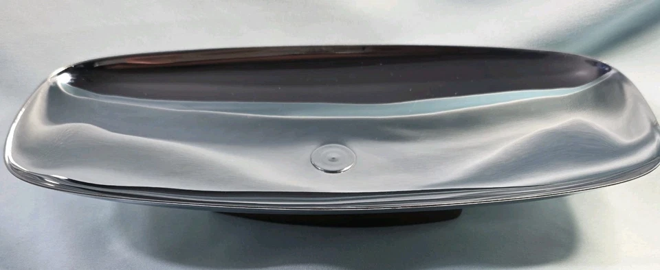 Bandeja para servir vintage MCM Milbern Creations de metal cromado y madera hecha en EE. UU. Foto 2 de 4