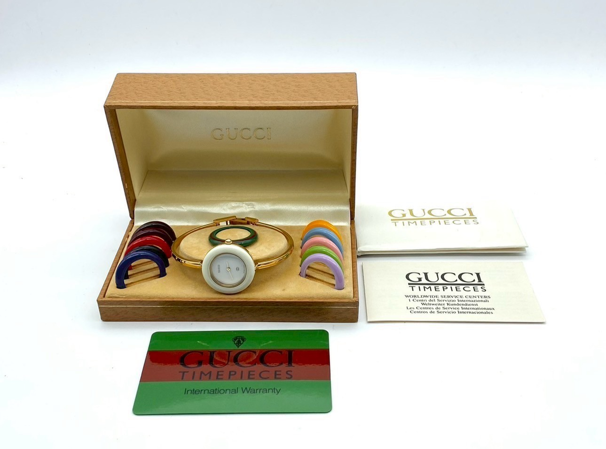 Gucci Bezel 腕時計　16-16.5cm Gucci Change Bezel 12 Colors White/Gold Second hand Japan