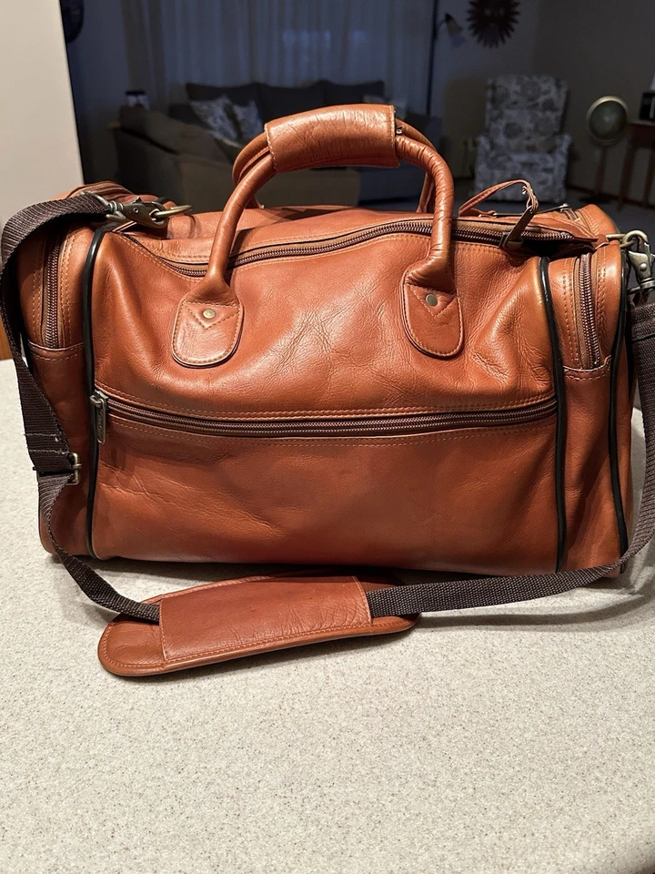 Сумка спортивная Claire Chase коричневая колумбийская кожа 19 дюймов ручная кладь чемодан для выходных - Изображение 4 из 4