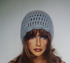 NEW GRAY BEANIE CAP HAT HAND CROCHET BERET SKULL CAP CLOCHE TAM