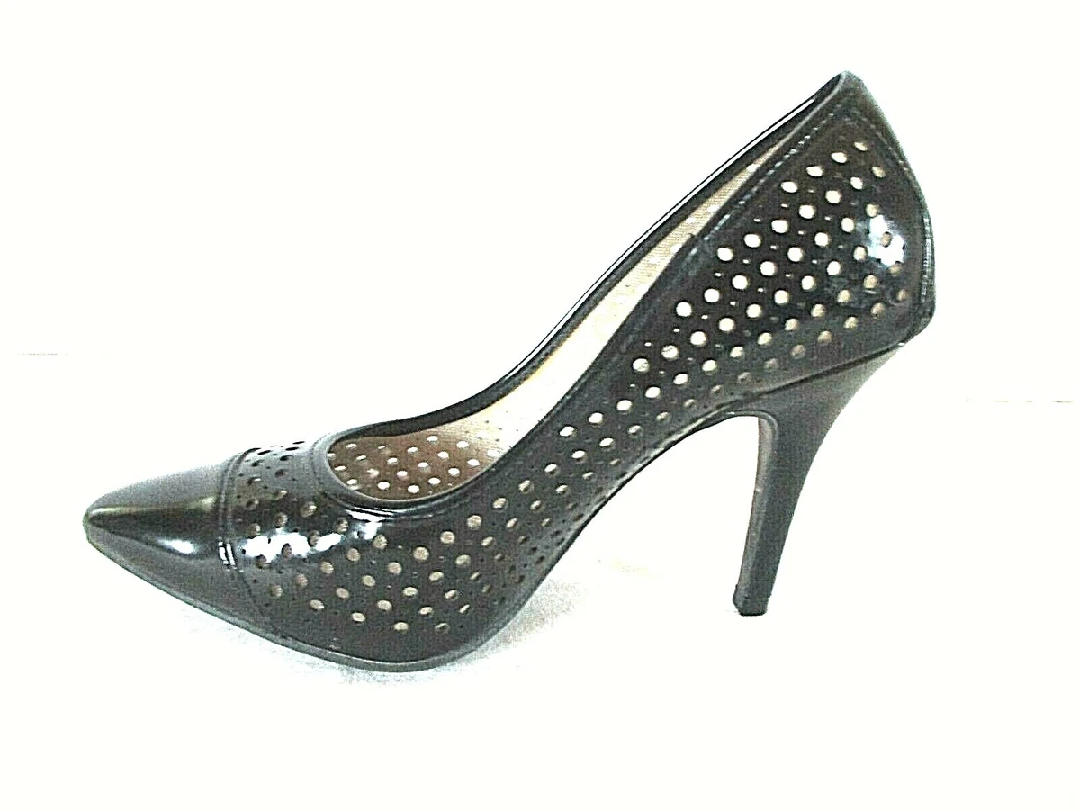 Christian siriano black pumps 2025