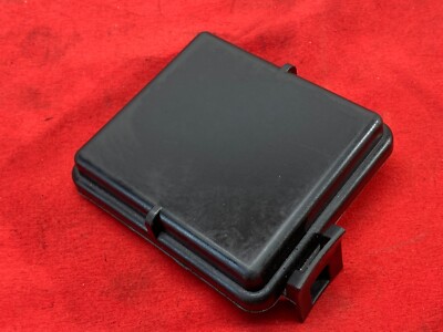 96-00 BMW E36 Z3 M Engine Fuse Relay Box Trim Cover Lid Black 12521433538 OEM 