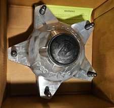 Wilwood 270-6735d Starlite 55 Hub W Snap-cap Standard Offset 58 Course Stud Wilwood 270-6735d Starlite 55 Hub W Snap-cap Standard Offset 58 Course Stud