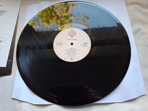 VAN HALEN FAIR WARNING  1981 UK Original press LP  ARCHIVED MINT PLAY WITH AWARD