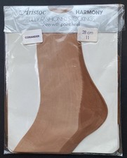 Aristoc Harmony Fully Fashioned Sheer Point Heel Stockings, Size 11, Coriander