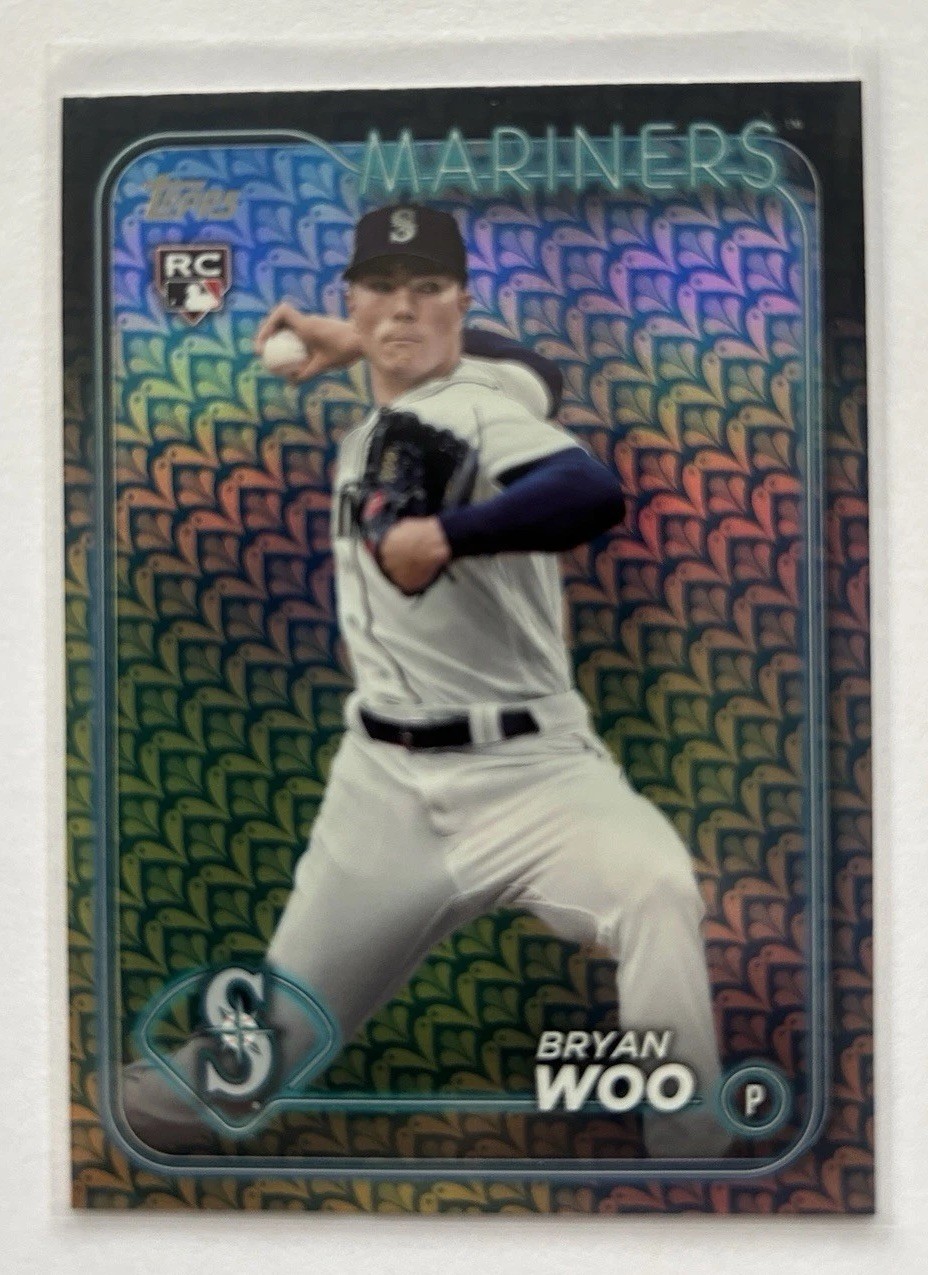 2024 Topps Series One Easter Holiday Foil Rookie #12 Bryan Woo RC - Mariners