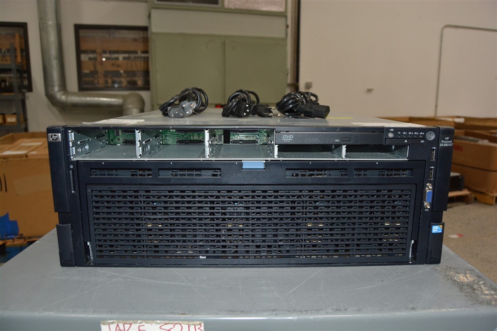 HP PROLIANT DL580 G7 584086-001 2.5x8 Server 4*XEON E7540 128GB
