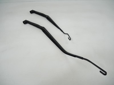 Genuine Mitsubishi Left Wiper Arm Lancer 8250A183 OEM for sale 