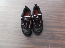 HEELYS 9085 BLACK w/PINK TRIM  RHINESTONES GIRLS sz7 SHOES KD140135