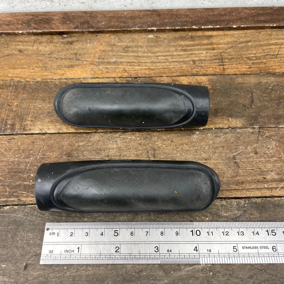 GT Grips Windstream Airstream Autostream Cruiser Slipstream Black Vintage Aero - Image 3 of 4