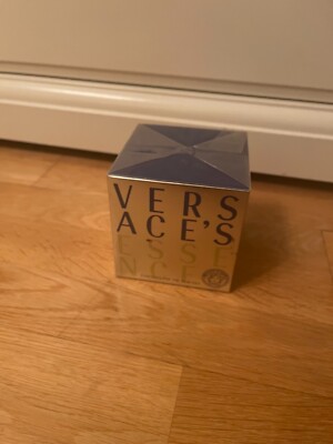 Versace s Essence Exciting Eau de Toilette EDT 50 ml. neu und originalverpackt 