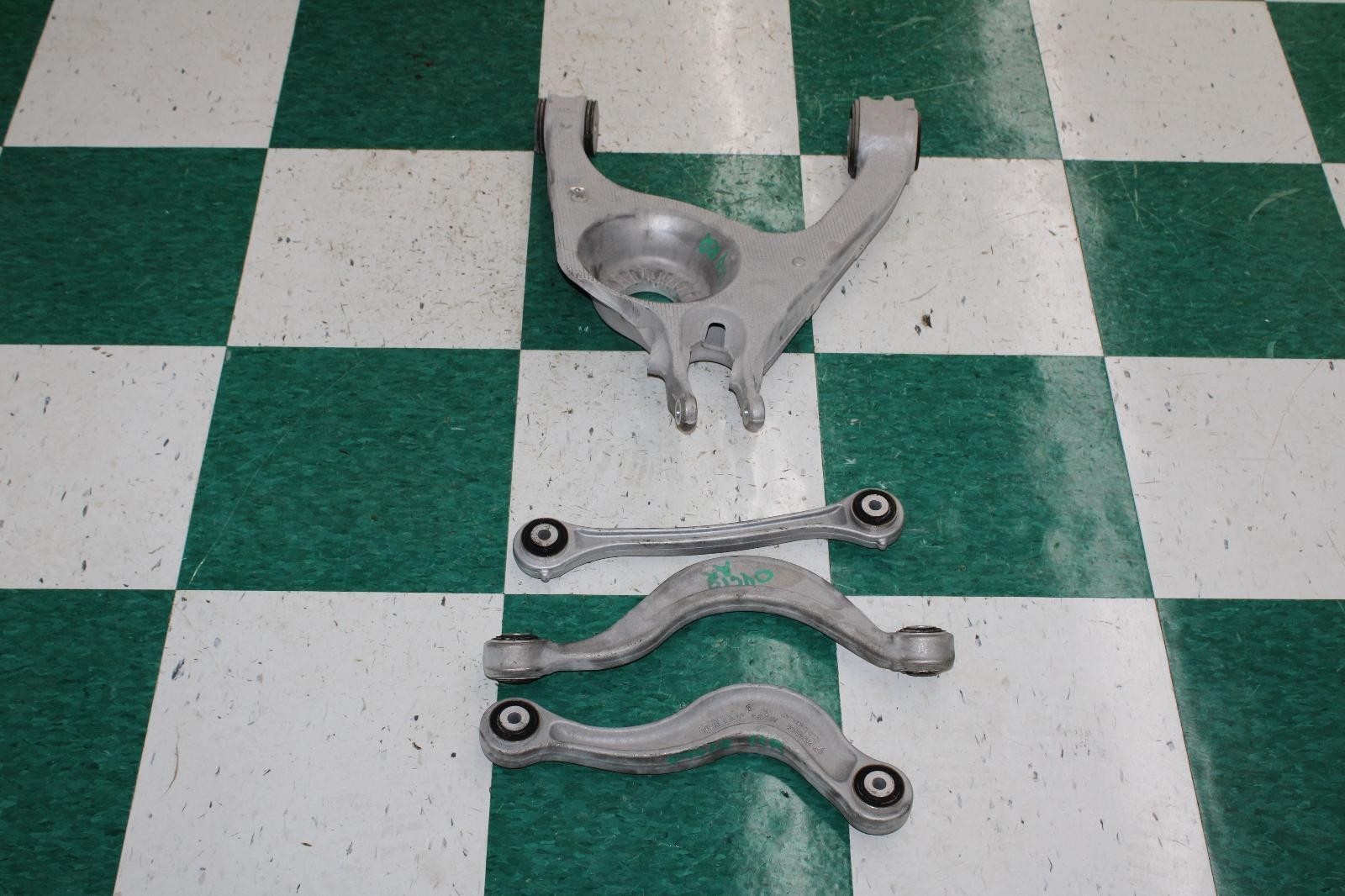 Bentley Continental GT 2020-2023 Rear Right Lower Control arms Set