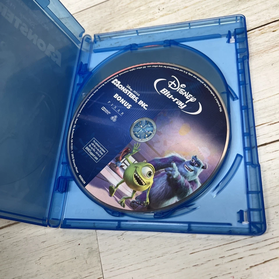Monsters, Inc. Three-Disc Collector's Edition: Blu-ray (Blue-ray ONLY) Foto 3 de 4