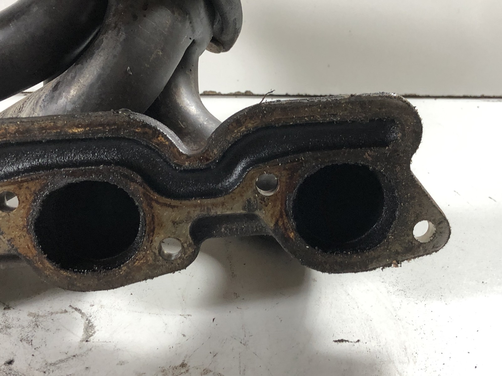 09-13 Maserati Quattroporte M139 4.7 Left Driver Exhaust Manifold Header 88K 10