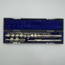 YAMAHA YFL-23 Flute Second hand NICKEL SILVER INSTRUMENT with case From JAPAN