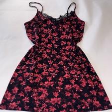 Express Women’s Red Floral Slip Dress Black Lace Trim Spaghetti Strap Small