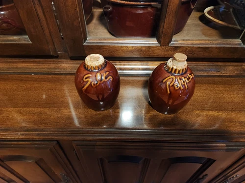 Vintage Hull Pottery Salt & Pepper Shakers Brown Drip Glaze 4" Oven Proof USA