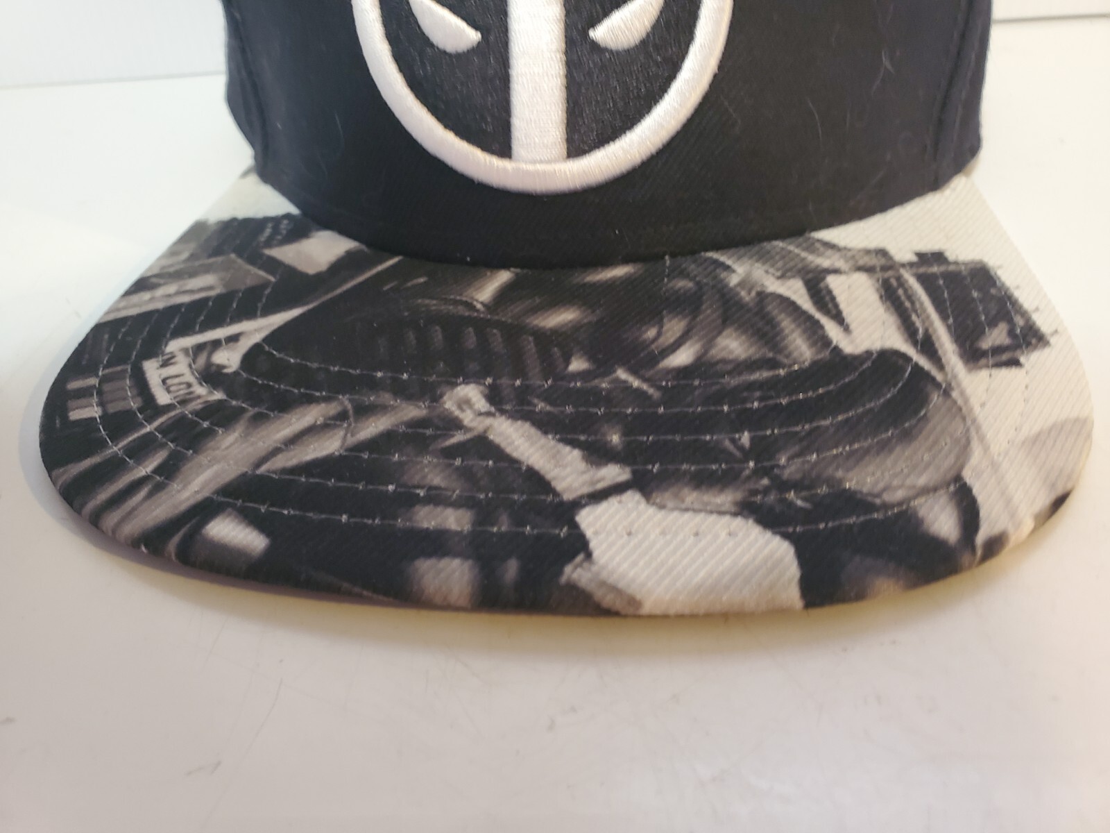 Deadpool Marvel Comics Original Adjustable Strapb… - image 5