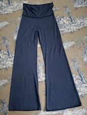 Gray Cropped Boot Leg Leggings Ruched Bottom M/L NWOT