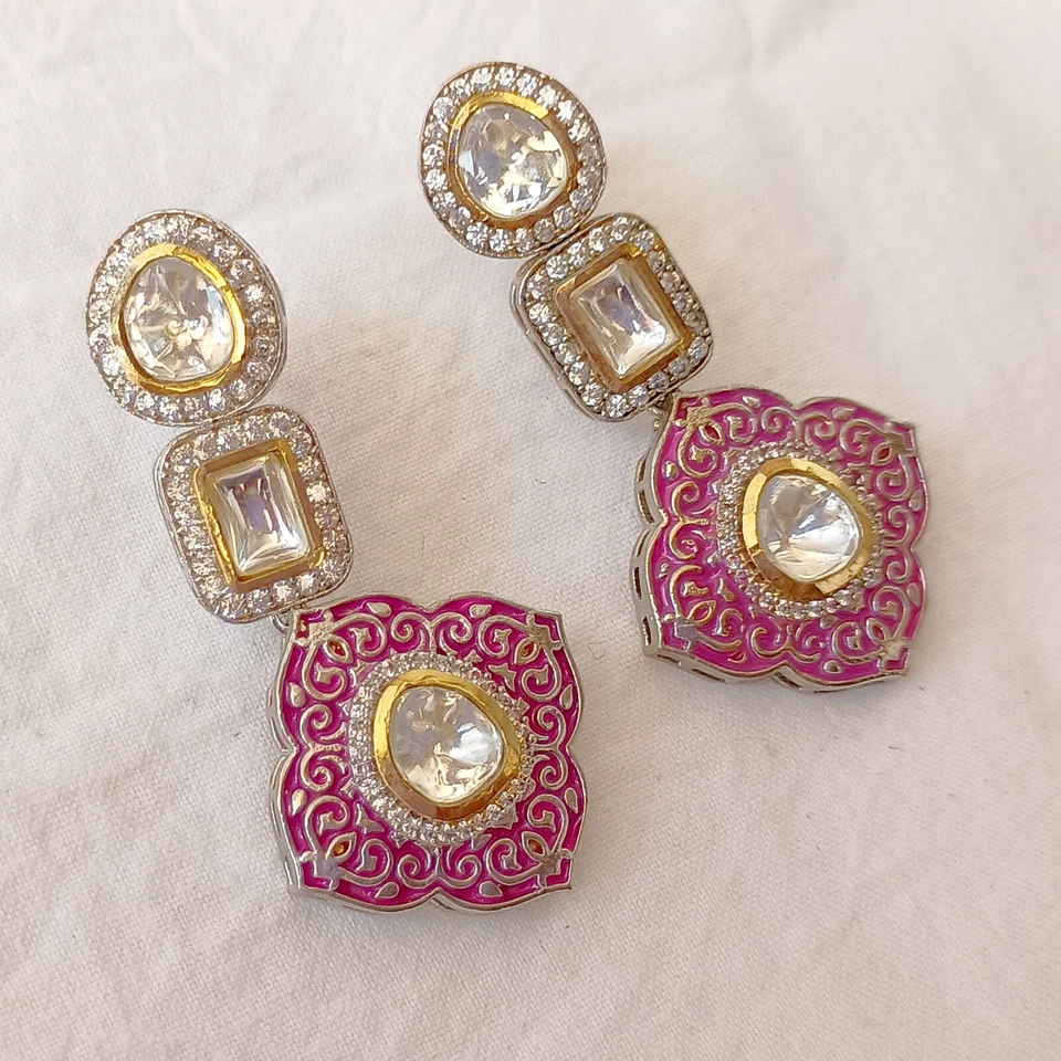 Pendientes Kundan Polki indios, chapados en oro con esmalte rosa, diseñador artesanal Foto 4 de 4