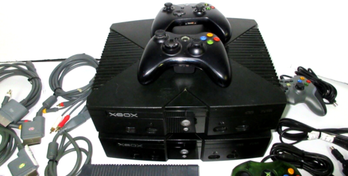 X BOX Consoles x 2, Wireless + Corded Controllers & Various Random Accessories - Bild 2 von 13