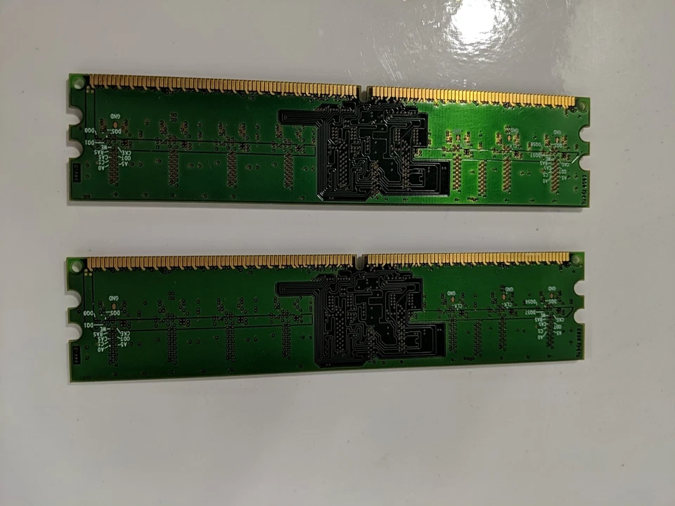 1GB RAM 2-512MB 1Rx8 RAM Infineon Chip PC2-3200U-333-11-A1 HYS64T64000HU-5- A - Image 4 of 4