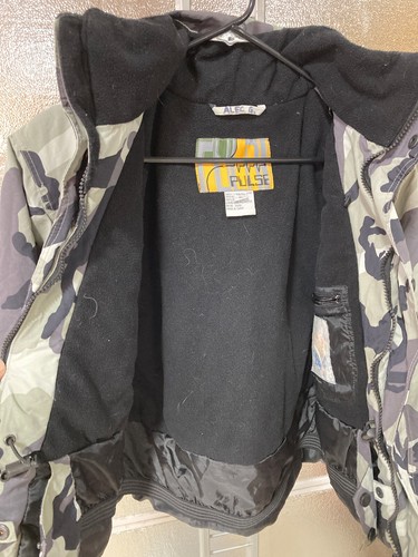 Pulse Snowboard Jacket - Youth Boys XL - Black & Grey Camo - Ski Winter Snow - Picture 6 of 7