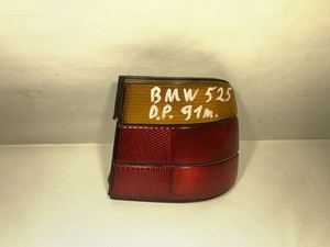 BMW 5 E34 Rücklicht hinten rechts 63215R6 1384010r 2.50 Petrol 125kw 14675245