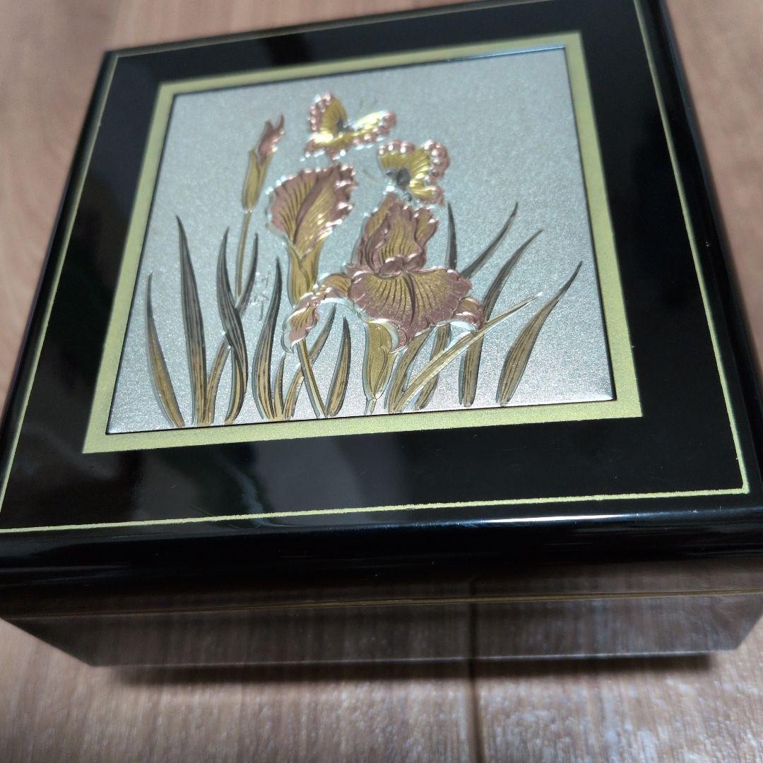 Lacquer Jewelry Box Flower Butterfly Music Box Mirror Black Gold Compact