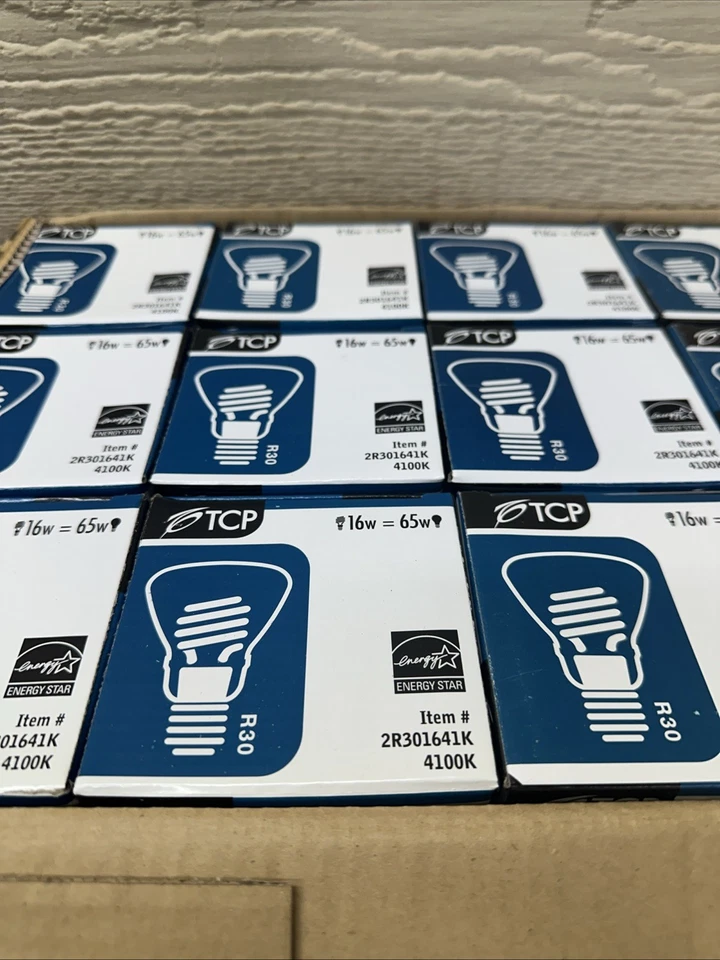 12 Case NEW TCP 2R301641K CFL R30 Lamps Bulbs 750 Lumens 16W 4100K Non Dimmable - Image 3 of 4