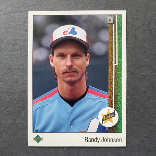 1989 UPPER DECK==ROOKIE CARD==STAR ROOKIE #-25 RANDY JOHNSON==MONTREAL EXPOS