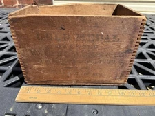 Walter Baker & Co Wooden Crate Chocolate Paris Exposition 1900 Award 11x7x8