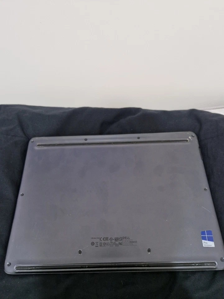 Dell Latitude 7350  13" 4GB RAM 256GB SSD (Read description)  - Image 3 of 3