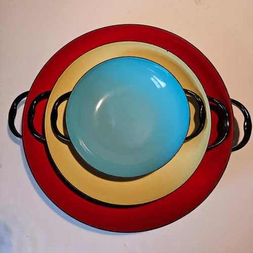 Caravelle Sizzling Server EnamelWare Nesting Pans Imported from France Set of 3